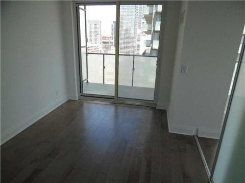 502 - 65 St Mary St, Condo with 2 bedrooms, 2 bathrooms and 1 parking in Toronto ON | Image 7