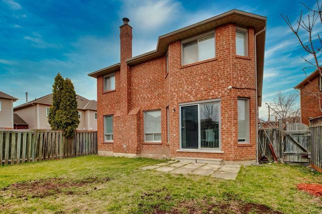 1242 White Clover Way, House detached with 4 bedrooms, 4 bathrooms and 5 parking in Mississauga ON | Image 35