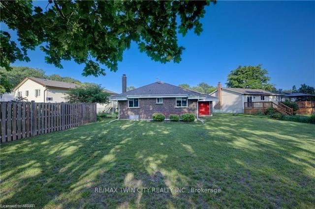 36 Cindy Ave, House detached with 4 bedrooms, 2 bathrooms and 4 parking in Cambridge ON | Image 20