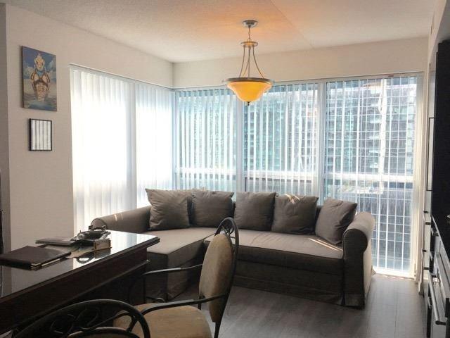 809 - 5162 Yonge St, Condo with 2 bedrooms, 1 bathrooms and 1 parking in Toronto ON | Image 3