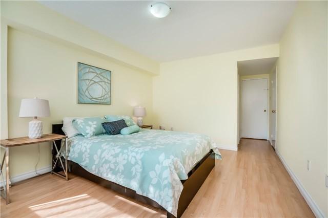 404 - 25 Silver Springs Blvd, Condo with 2 bedrooms, 2 bathrooms and 1 parking in Toronto ON | Image 11