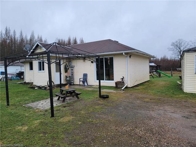 51 Hwy 522 S, House detached with 2 bedrooms, 1 bathrooms and 5 parking in Powassan ON | Image 12