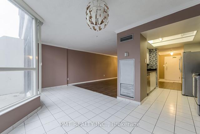 312 - 1 Rowntree Rd, Condo with 2 bedrooms, 2 bathrooms and 1 parking in Toronto ON | Image 2