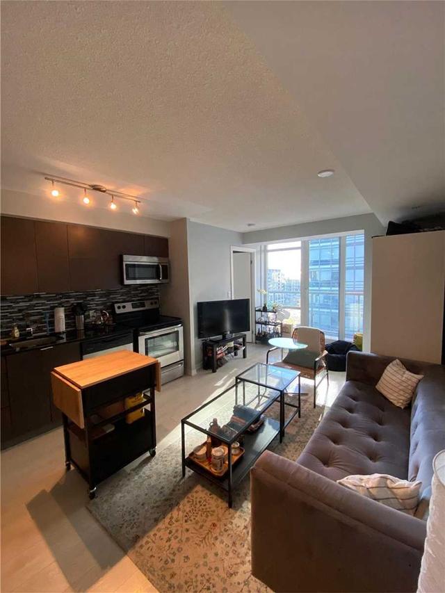 1004 - 20 Joe Shuster Way, Condo with 2 bedrooms, 1 bathrooms and 0 parking in Toronto ON | Image 32