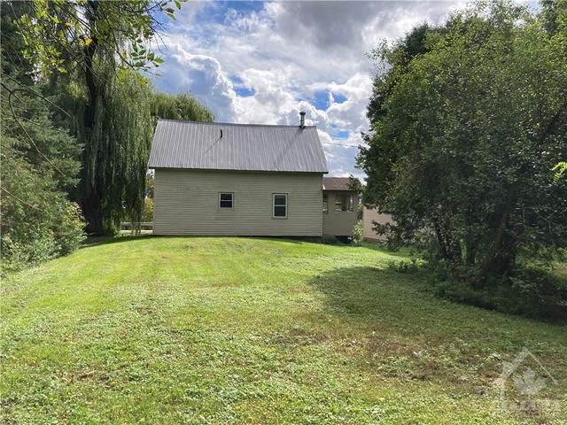 1884 County 19 Road, House detached with 3 bedrooms, 2 bathrooms and 4 parking in The Nation ON | Image 19