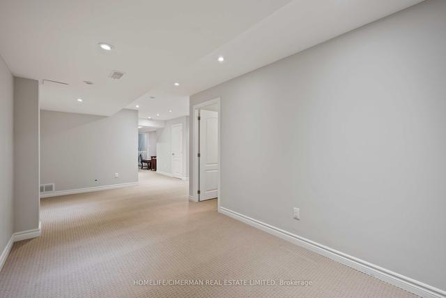 10 Woodville Dr, House detached with 4 bedrooms, 4 bathrooms and 4 parking in Vaughan ON | Image 21