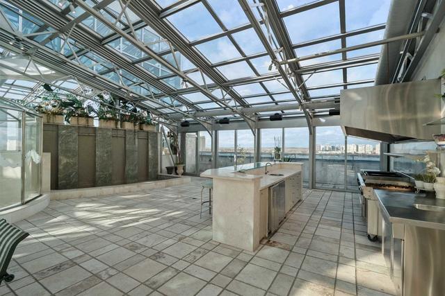uph801 - 1 Cordoba Dr, Condo with 5 bedrooms, 11 bathrooms and 7 parking in Vaughan ON | Image 21