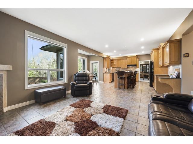 30883 Silverhill Avenue, House detached with 5 bedrooms, 4 bathrooms and 10 parking in Mission BC | Image 13