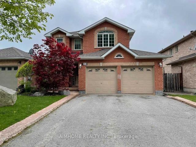 32 Bloom Cres, Barrie, ON, L4N0S8 | Card Image