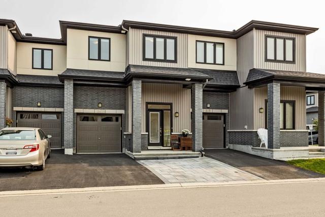 567 Radiant Private Pt, House attached with 3 bedrooms, 3 bathrooms and 3 parking in Ottawa ON | Image 12