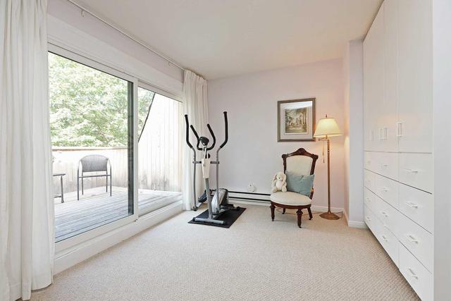 th3 - 250 Erskine Ave, Townhouse with 3 bedrooms, 2 bathrooms and 2 parking in Toronto ON | Image 13