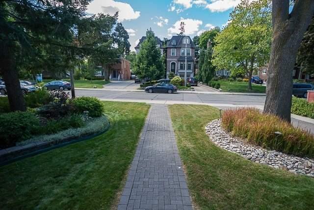 51 Ridley Blvd, House detached with 4 bedrooms, 5 bathrooms and 3 parking in Toronto ON | Image 23