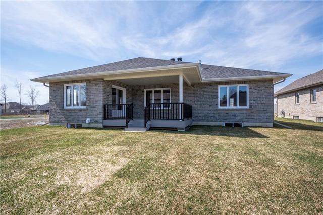 1233 Wesburke Avenue, House detached with 2 bedrooms, 2 bathrooms and 4 parking in Cornwall ON | Image 26
