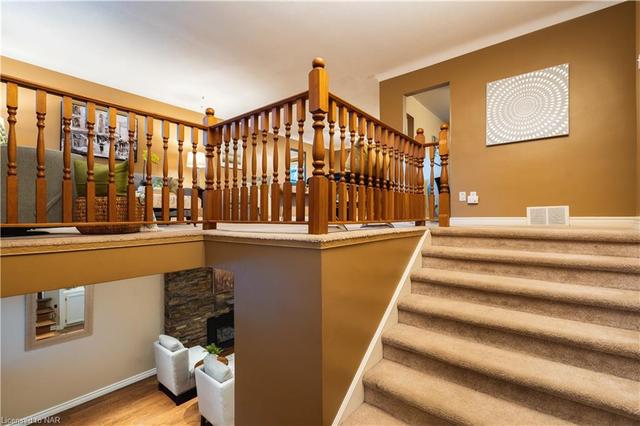 1145 Cream Street, House detached with 4 bedrooms, 2 bathrooms and 9 parking in Pelham ON | Image 3
