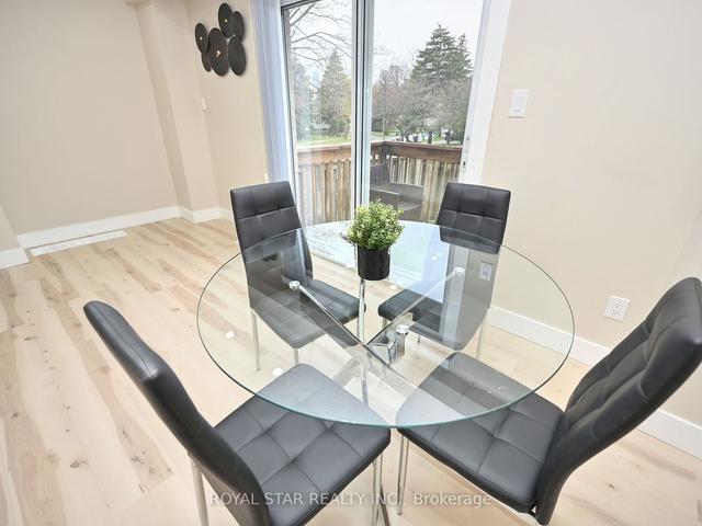 139 - 400 Mississauga Valley Blvd, Townhouse with 4 bedrooms, 3 bathrooms and 2 parking in Mississauga ON | Image 4