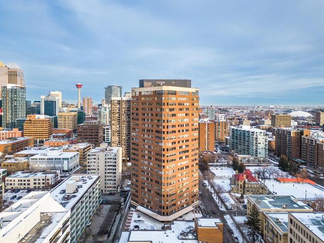 2420 - 720 13 Avenue Sw, Condo with 5 bedrooms, 4 bathrooms and 4 parking in Calgary AB | Image 44