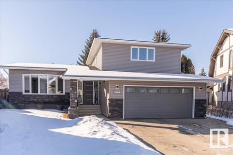 8433 14 Av Nw, House detached with 4 bedrooms, 3 bathrooms and 4 parking in Edmonton AB | Card Image