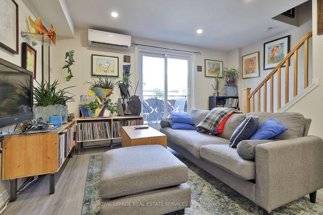 309 Jane St, House attached with 4 bedrooms, 3 bathrooms and 4 parking in Toronto ON | Image 7
