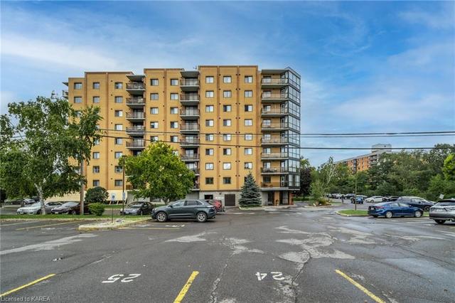 704 - 120 Barrett Court, House attached with 2 bedrooms, 2 bathrooms and 1 parking in Kingston ON | Image 34