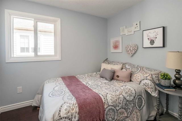 16 Prosperity Ptwy, House detached with 3 bedrooms, 2 bathrooms and 3 parking in Toronto ON | Image 18