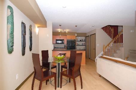 th107 - 39 Shank St, Townhouse with 2 bedrooms, 2 bathrooms and 1 parking in Toronto ON | Image 2