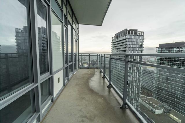3402 - 21 Widmer St, Condo with 2 bedrooms, 3 bathrooms and 1 parking in Toronto ON | Image 15