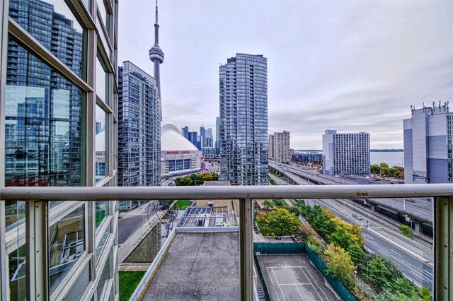 1509 - 35 Mariner Terr, Condo with 2 bedrooms, 2 bathrooms and 1 parking in Toronto ON | Image 8