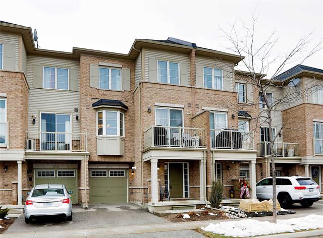 th 113 - 165 Hampshire Way, House attached with 2 bedrooms, 3 bathrooms and 2 parking in Milton ON | Image 1