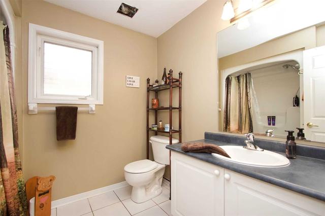 75 Hutton Pl, House detached with 3 bedrooms, 4 bathrooms and 4 parking in Clarington ON | Image 10