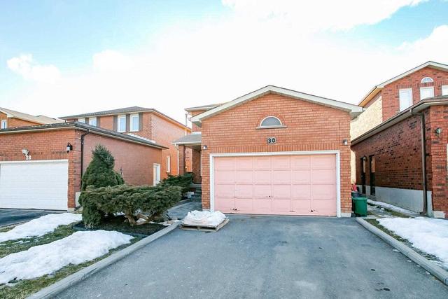 upper - 30 Sungold Crt, House detached with 4 bedrooms, 3 bathrooms and 4 parking in Vaughan ON | Image 1
