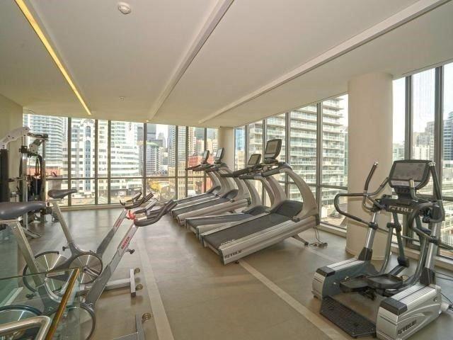1005 - 8 Charlotte St, Condo with 1 bedrooms, 2 bathrooms and 1 parking in Toronto ON | Image 7