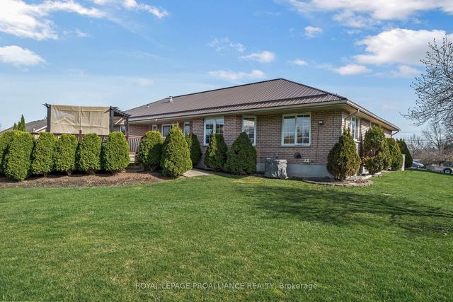 54 Parkside Rd, House detached with 3 bedrooms, 3 bathrooms and 12 parking in Quinte West ON | Image 29