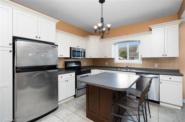 44 Shaver Road, House detached with 4 bedrooms, 3 bathrooms and 5 parking in St. Catharines ON | Image 7