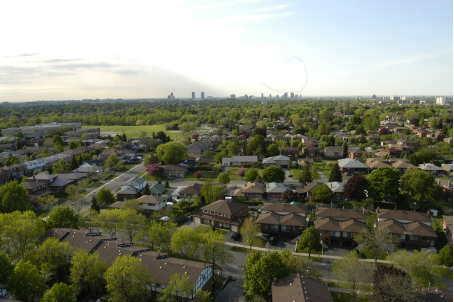 1709 - 15 Torrance Rd, Condo with 2 bedrooms, 2 bathrooms and 1 parking in Toronto ON | Image 9