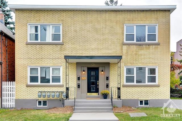 4 - 121 Glenora Street, Condo with 2 bedrooms, 1 bathrooms and 1 parking in Ottawa ON | Image 1
