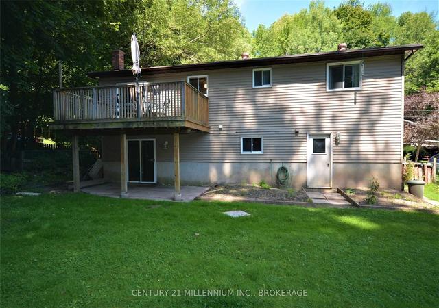 57 2nd St W, House detached with 3 bedrooms, 2 bathrooms and 3 parking in Owen Sound ON | Image 12