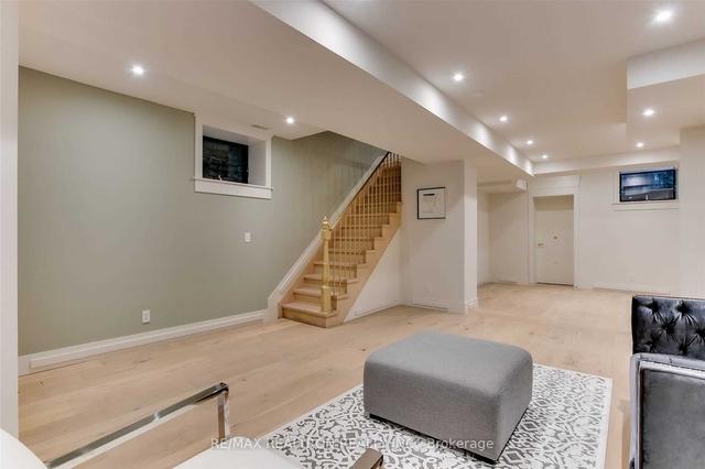 22 Webster Ave, House semidetached with 4 bedrooms, 6 bathrooms and 1 parking in Toronto ON | Image 30