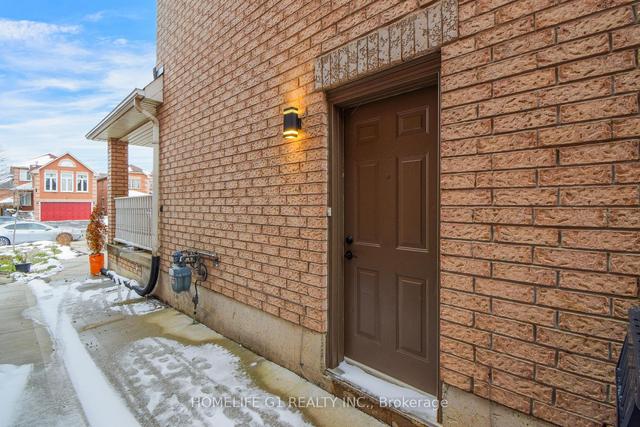 96 Mosley Cres, House detached with 4 bedrooms, 5 bathrooms and 5.5 parking in Brampton ON | Image 26