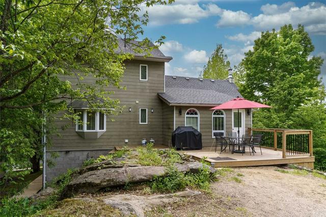 6 Lakeview Dr, House detached with 4 bedrooms, 2 bathrooms and 6 parking in Seguin ON | Image 3