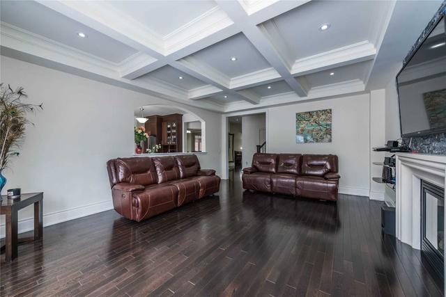 80 Leparc Rd, House detached with 5 bedrooms, 7 bathrooms and 7 parking in Brampton ON | Image 3