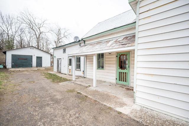 16 Main Street, House detached with 3 bedrooms, 1 bathrooms and 4 parking in Whitewater Region ON | Image 2