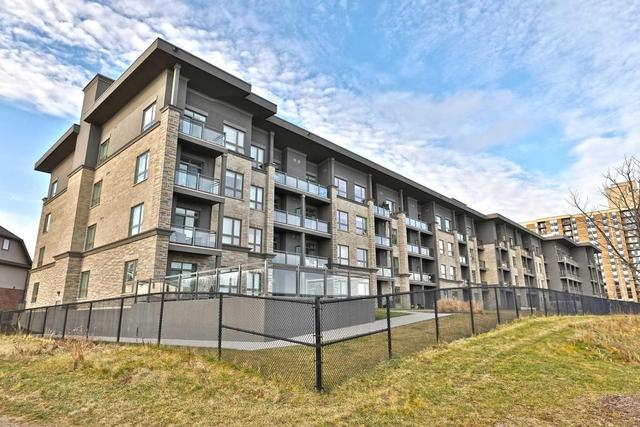 423 - 35 Southshore Cres, Condo with 2 bedrooms, 1 bathrooms and 1 parking in Hamilton ON | Image 17