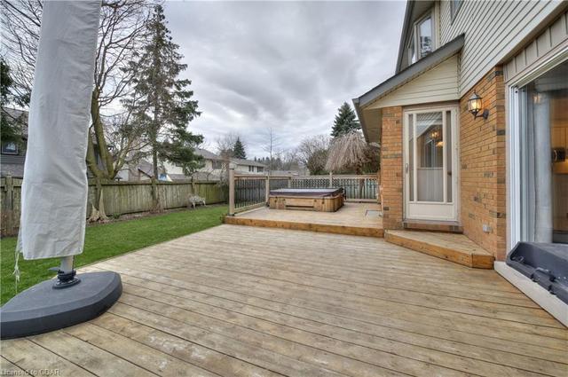 374 Westridge Drive, House detached with 4 bedrooms, 2 bathrooms and 6 parking in Waterloo ON | Image 39
