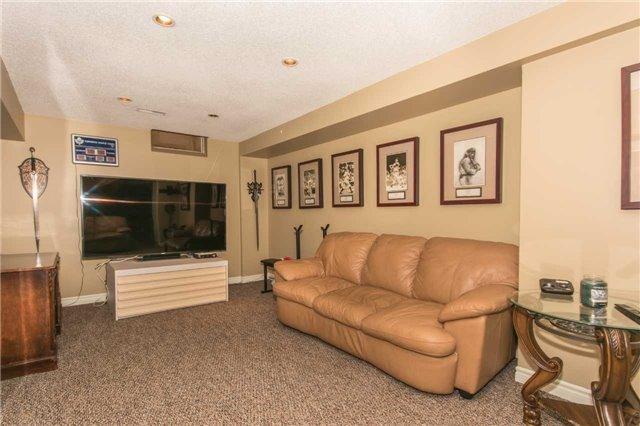 53 Hartnell Sq, Townhouse with 3 bedrooms, 3 bathrooms and 1 parking in Brampton ON | Image 16