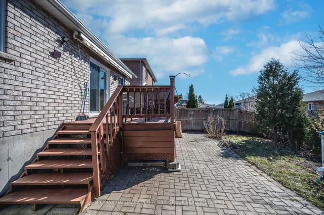 68 Bird St, House detached with 2 bedrooms, 2 bathrooms and 4 parking in Barrie ON | Image 12