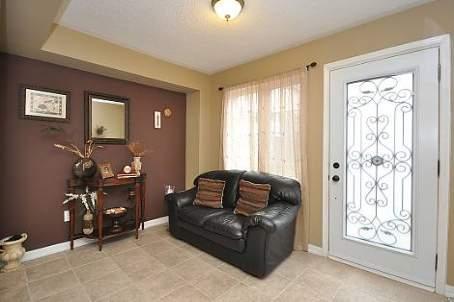 107 - 620 Ferguson Dr, House attached with 3 bedrooms, 2 bathrooms and 2 parking in Milton ON | Image 2