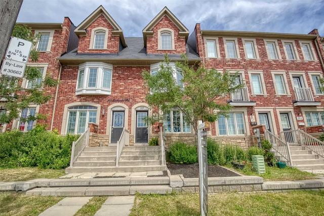 249 Torbarrie Rd, House attached with 3 bedrooms, 3 bathrooms and 2 parking in Toronto ON | Card Image