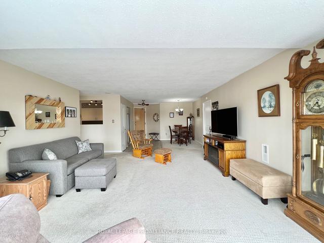 901 - 344 Front St, Condo with 2 bedrooms, 2 bathrooms and 1 parking in Belleville ON | Image 12