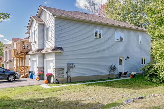 640 Wagner St, House detached with 5 bedrooms, 3 bathrooms and 6 parking in Gravenhurst ON | Image 32