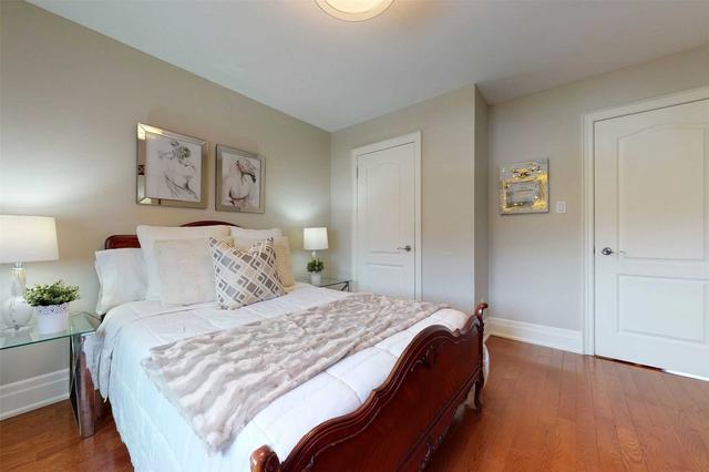 80 Novaview Cres, House detached with 4 bedrooms, 4 bathrooms and 9 parking in Vaughan ON | Image 22
